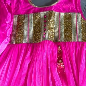 girls size medium shalwar kameez